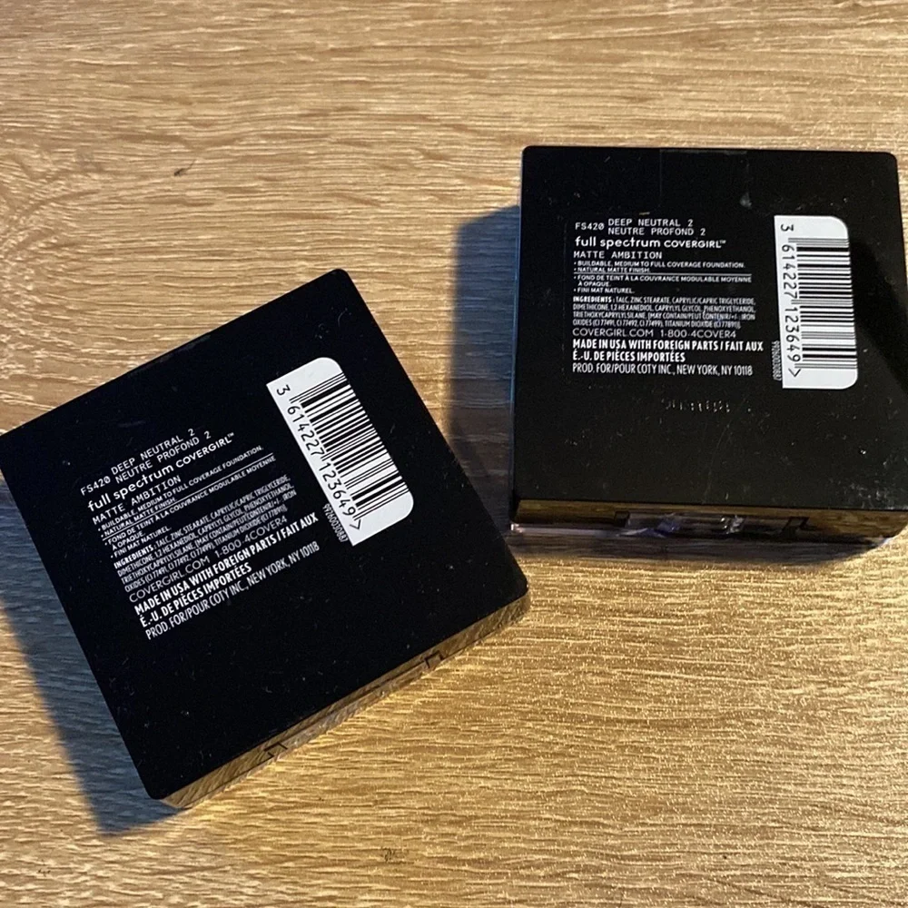 2 Covergirl powder foundation 2 all day full spectrum deep neutral 2 sealed